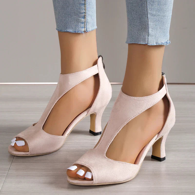 Eline - Heeled orthopaedic sandals